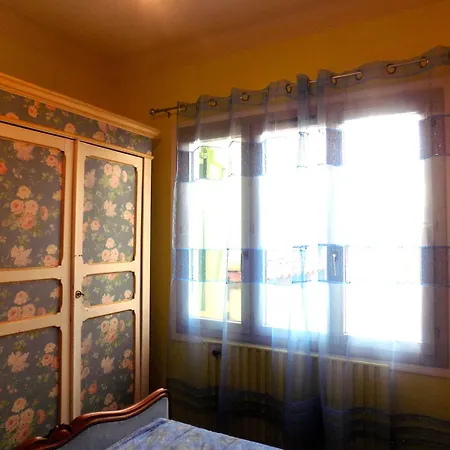 - Maison Rustique Avec Jardin Clos - Proche Commerces Et Plages